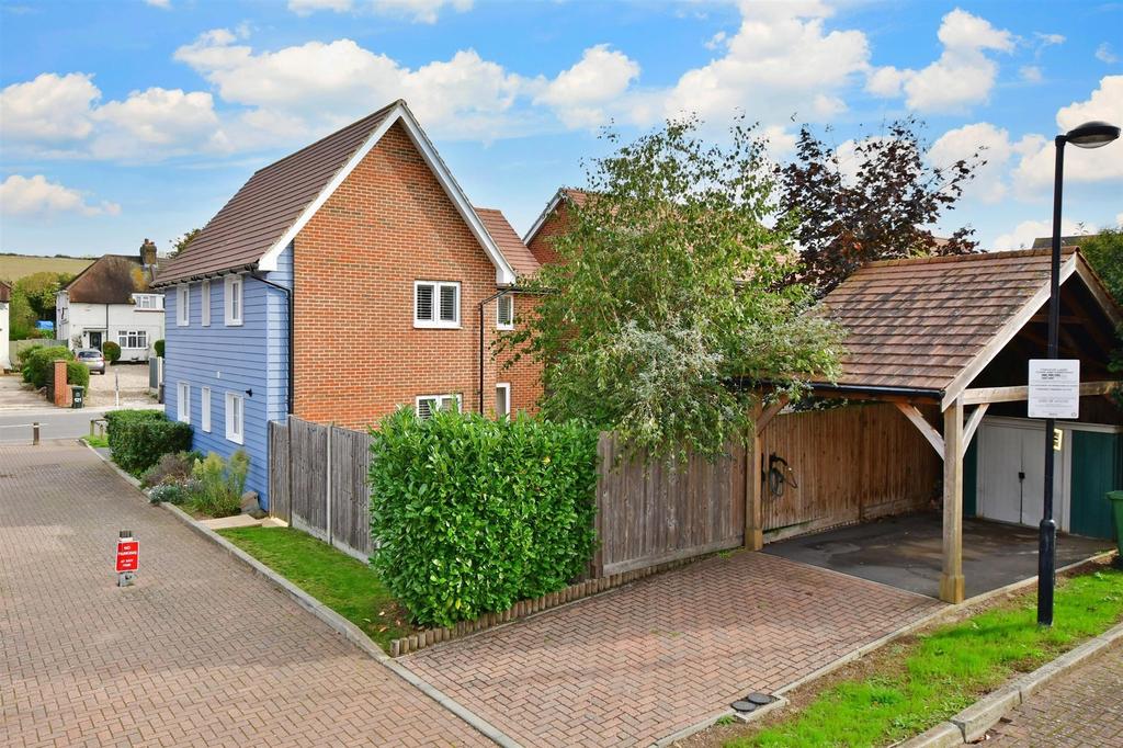 Main Road, Longfield, Kent 4 bed detached house £579,950
