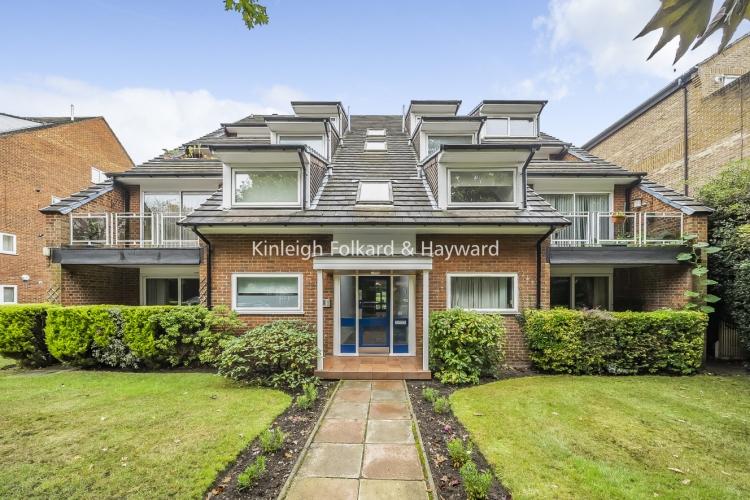 Park Road Beckenham BR3 2 bed flat £1,700 pcm (£392 pw)