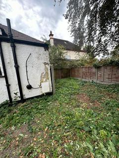 Land to rent, London,  London, SW16