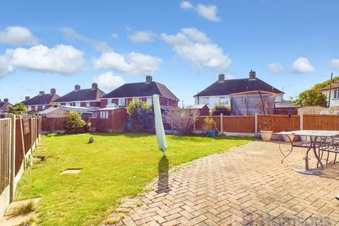 3 bedroom semi-detached house for sale, College Road, Sittingbourne, Kent, ME10