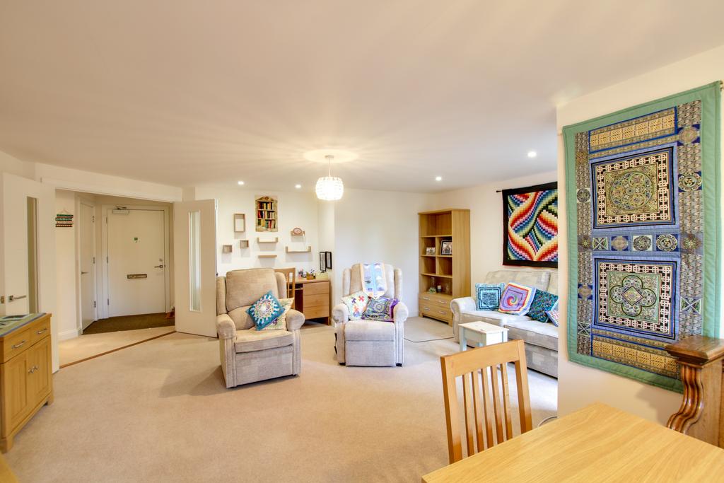 Living/Dining Room