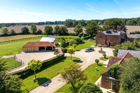 5 bedroom detached house to rent, Swyncombe, Henley-on-Thames, Oxfordshire, RG9