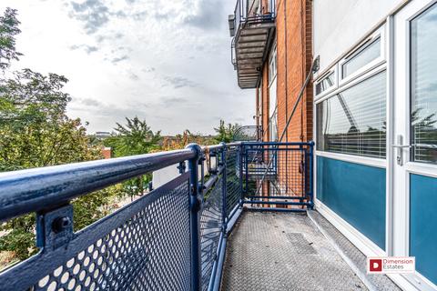 3 bedroom maisonette to rent, 189 Rushmore Road, Lower Clapton, Hackney, E5