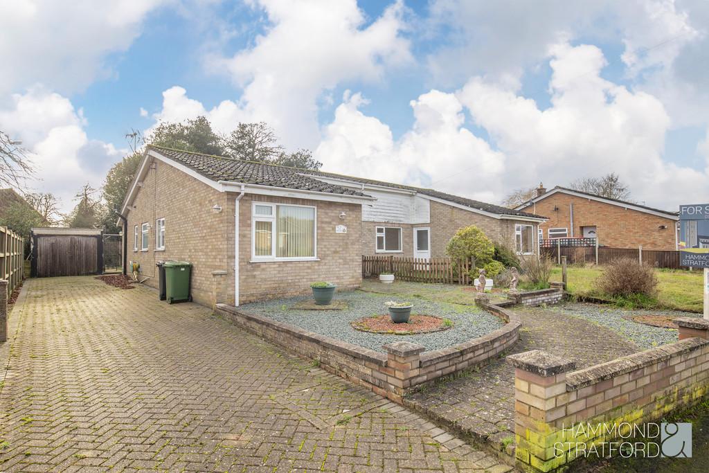 Greenacre Road, Hingham 3 bed semidetached bungalow for sale £270,000