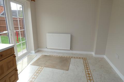 3 bedroom detached house to rent, Dryland Mews, Hucclecote, Gloucester