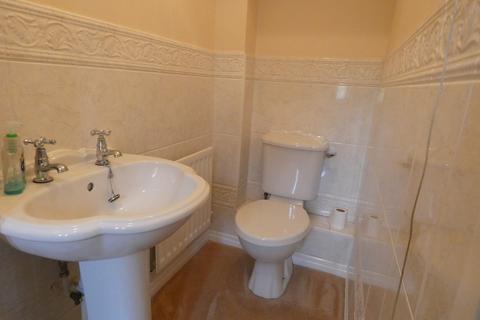 3 bedroom detached house to rent, Dryland Mews, Hucclecote, Gloucester
