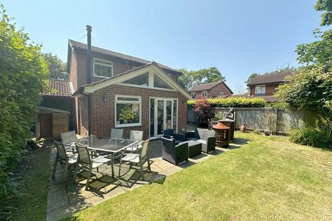 4 bedroom detached house for sale, Clarendon Park, Lymington SO41