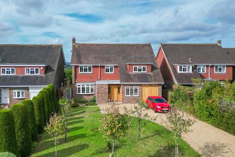 undefined, Large Detached Family Home in Flimwell