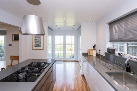 undefined, Large Detached Family Home in Flimwell