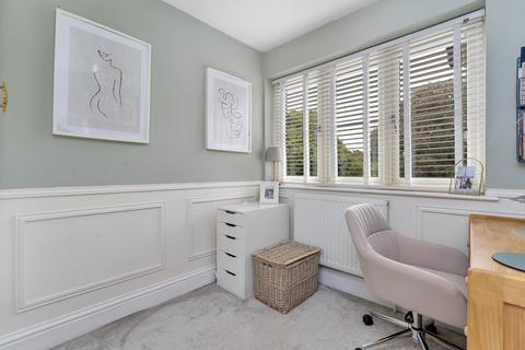 18 Itter Crescent, Paston, Peterborough, PE4 6SW