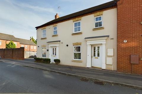 3 bedroom terraced house for sale, Drovers Close, Uttoxeter