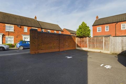 14 Drovers Close, Uttoxeter, ST14 7FH