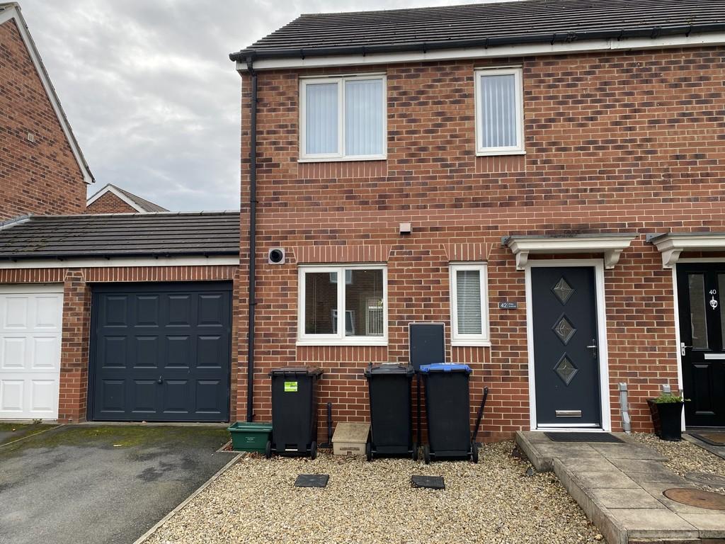 Philip Avenue, Bowburn, Durham 3 bed end of terrace house £750 pcm (£