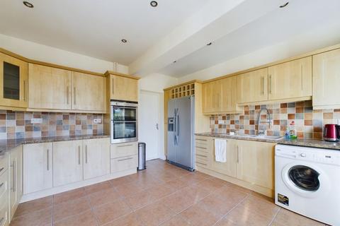 4 bedroom semi-detached house for sale - Kendal Rise, Claregate, Wolverhampton WV6 9LB
