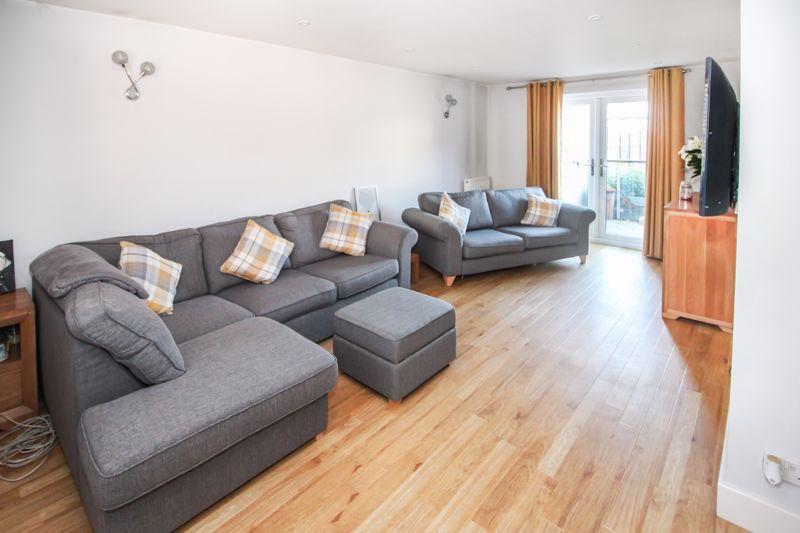 Hinkler Road, Thornhill, SO19 6DH 4 bed end of terrace house for sale