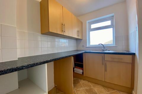 2 bedroom terraced house to rent, Crinan Drive, Ings Bridge Estate, Hull, East Yorkshire, HU6