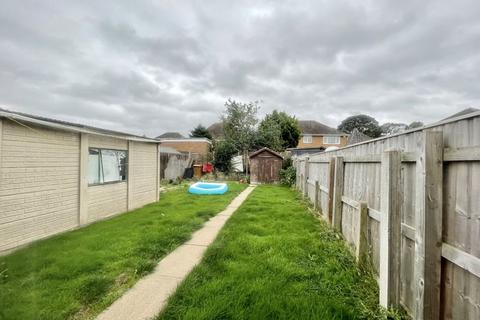 13 Frobisher Avenue, Grimsby, DN32 8JA