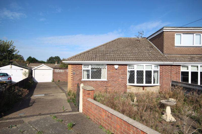 HAVERSTOE PLACE, CLEETHORPES 3 bed semidetached bungalow for sale £