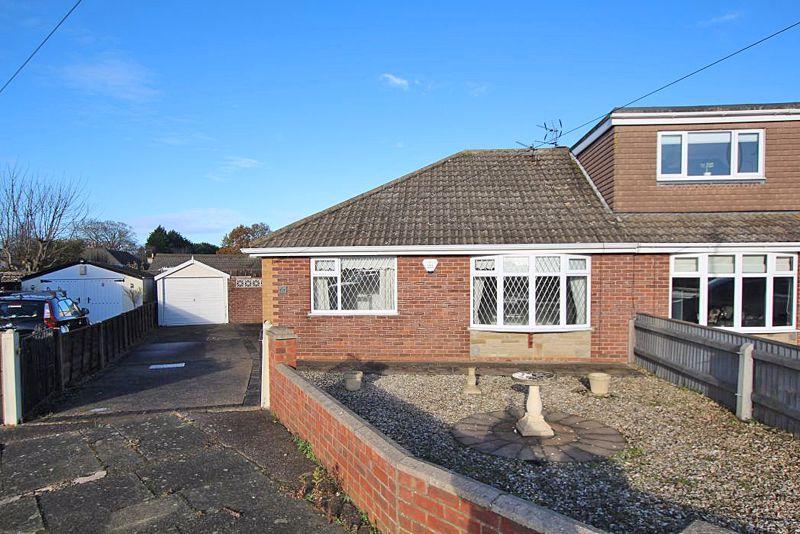 HAVERSTOE PLACE, CLEETHORPES 3 bed semidetached bungalow for sale £