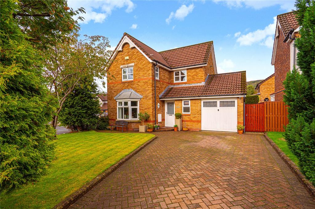 19 Oronsay Gardens, Old Kilpatrick, Glasgow, G60 3 bed detached house