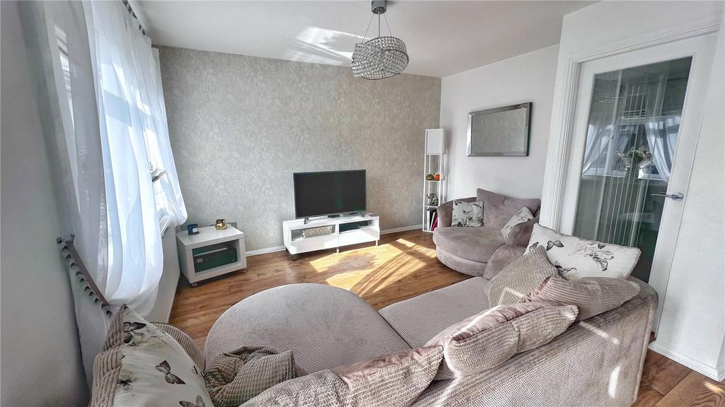 Lounge/ Dining Room