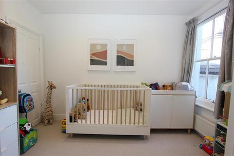 68 Bynes Road, South Croydon, CR2 0PR