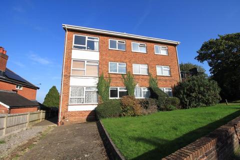 2 bedroom apartment for sale - Castle Road, Southampton SO18