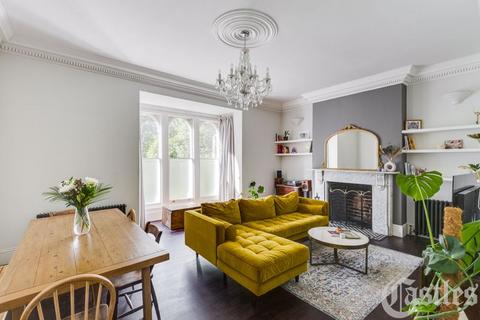 Flat 2, 14 Hornsey Rise, London, N19 3SB