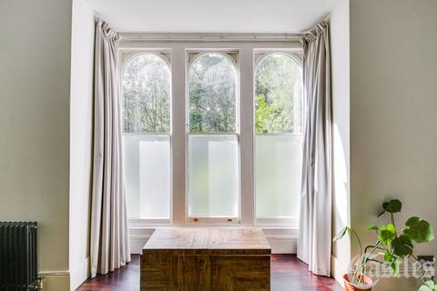 Flat 2, 14 Hornsey Rise, London, N19 3SB