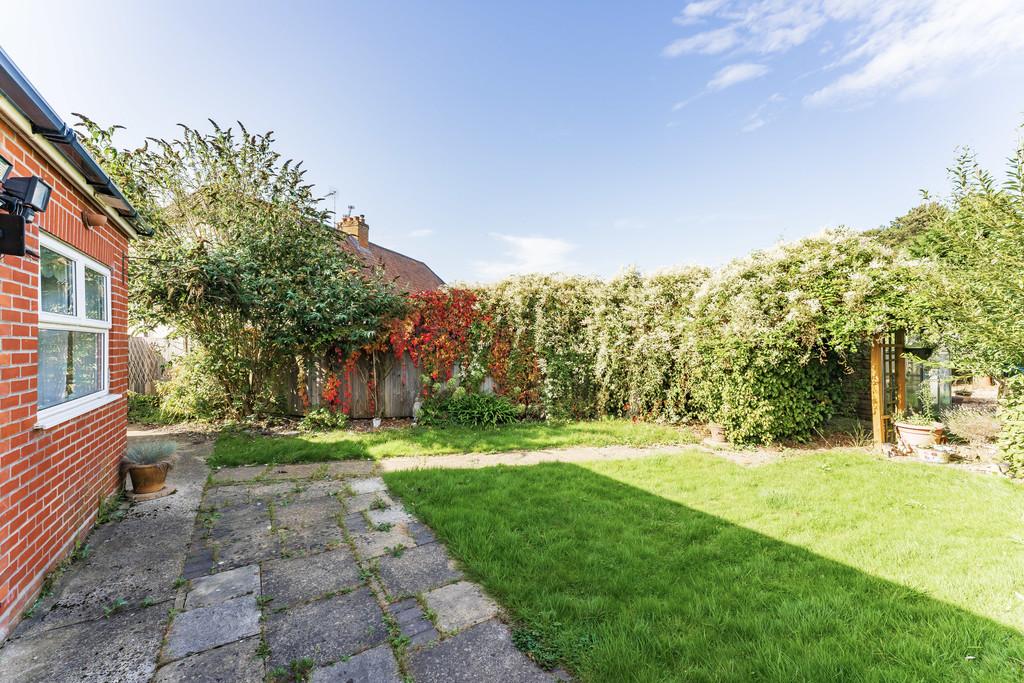 Beechwood Drive, Norwich 2 bed semidetached bungalow £250,000