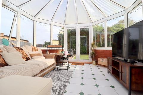49 Cromer Way, Luton, LU2 7EE