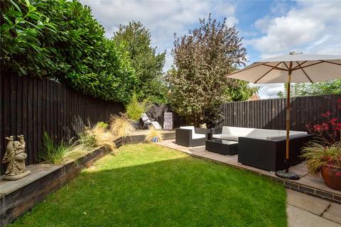 8 Aragon Road, Ampthill, Bedford, MK45 2TL