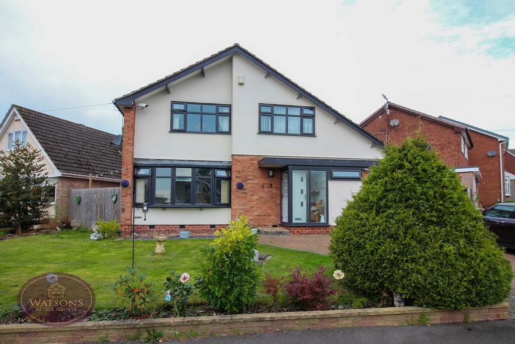 Valley Drive, Newthorpe, Nottingham, NG16 4 bed detached house for sale £325,000