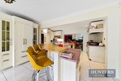 Warren Lodge House Warren Road, Kingston Upon Thames, KT2 7HY