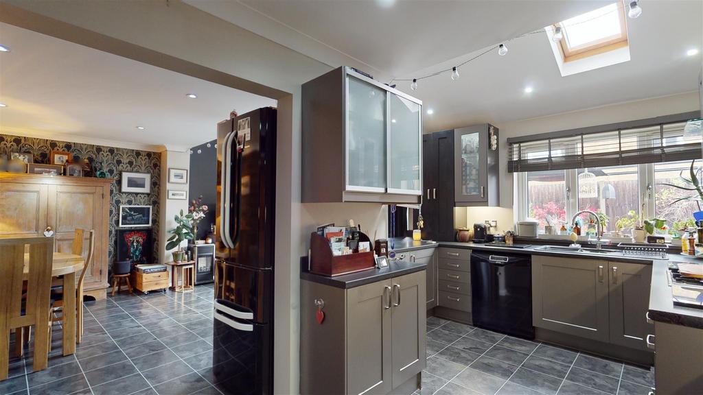 38-Mursley-Court-11022023 214243.jpg