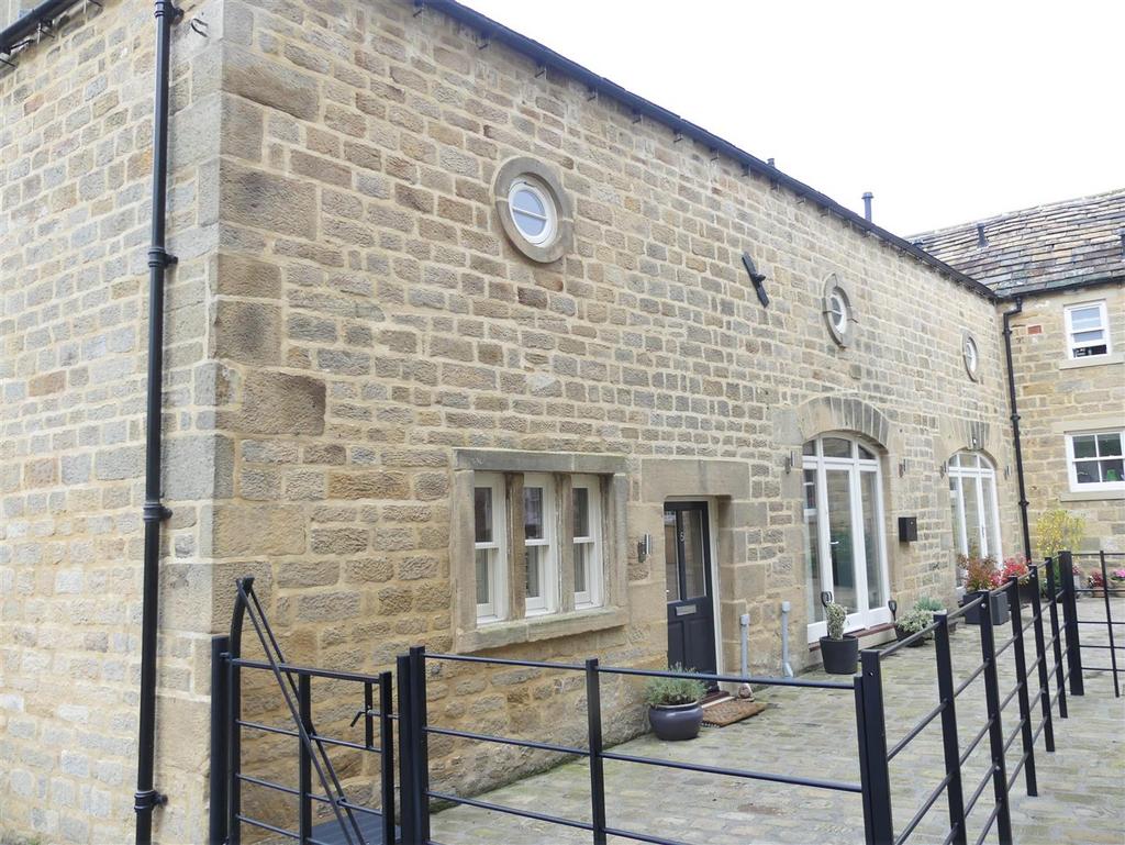 Burley Court, Burley In Wharfedale LS29 2 bed mews £1,050 pcm (£242 pw)