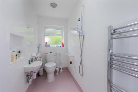 120 Clare Road, Maidenhead, SL6 4DH