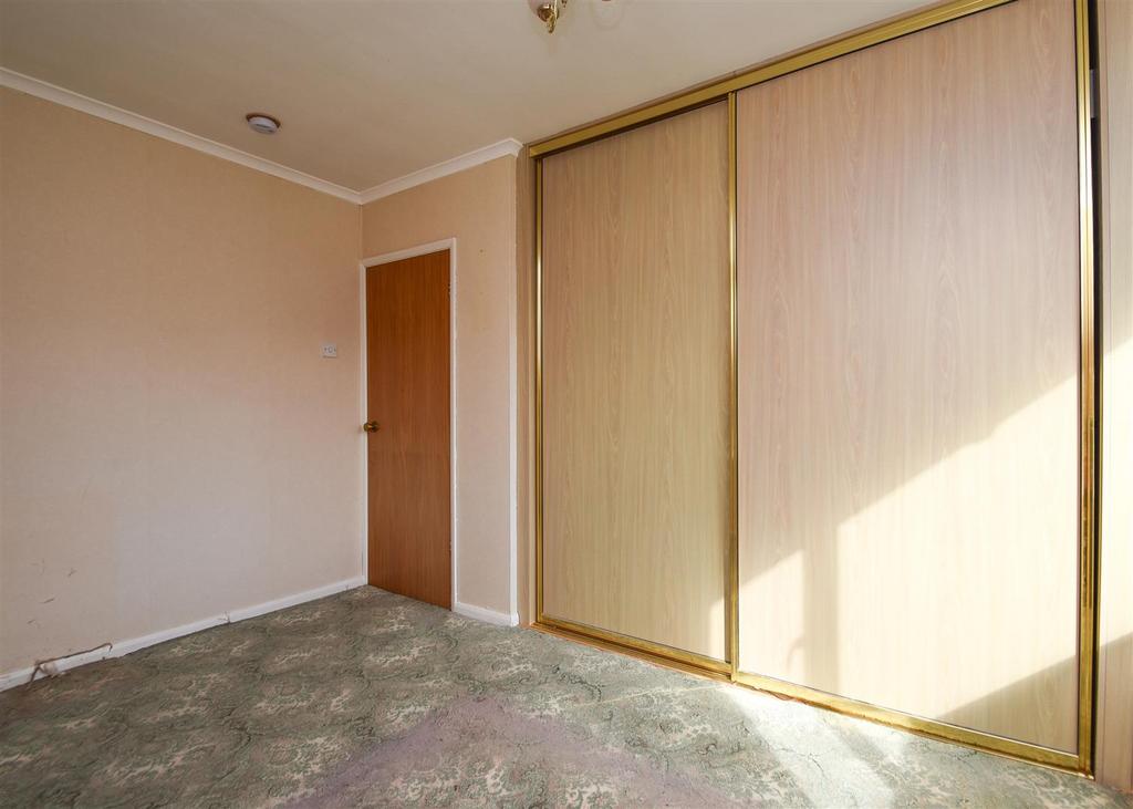 10 Gardeners Way - Bedroom 1.jpg