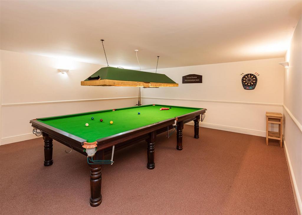 11 Leaton Hall snooker room.jpg