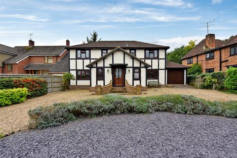 4 bedroom detached house to rent, Avenue Road, Maidenhead, Berkshire, SL6