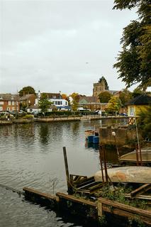 Marine property to rent, Eel Pie Island, Twickenham, TW1