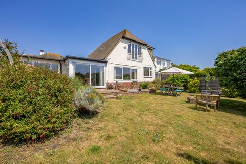 4 Ashdown Avenue, Saltdean, Brighton, BN2 8AH