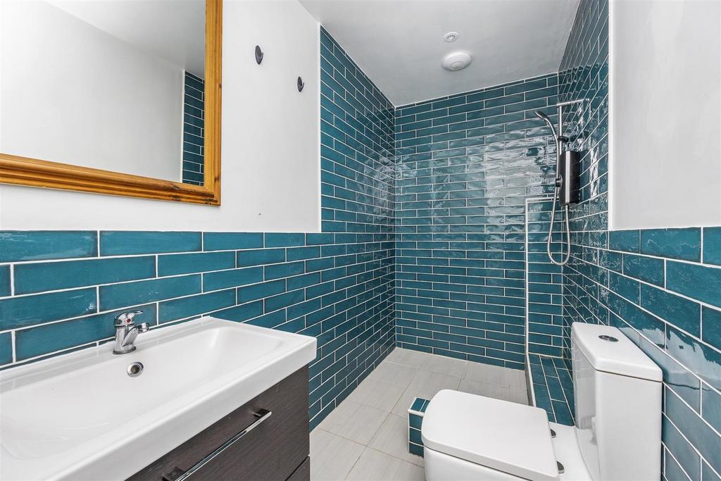 G/f Shower Room/WC
