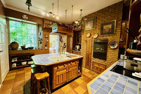 4 bedroom detached house for sale - Bridge Street, Llandeilo