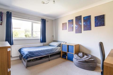 14 Dewey Close, Woodmancote, Cheltenham, GL52 9UF