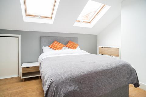 3 bedroom maisonette for sale, Duplex Maisonette, Trevelyan Road, West Bridgford, Nottingham NG2 5GY