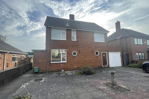 3 bedroom detached house for sale - 253 Longford Road, Cannock