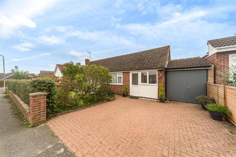 17 Glen Drive, Oakham, LE15 6SB