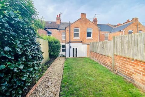 16 Edward Street, Warwick, CV34 4JU