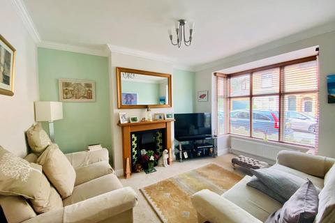 16 Edward Street, Warwick, CV34 4JU